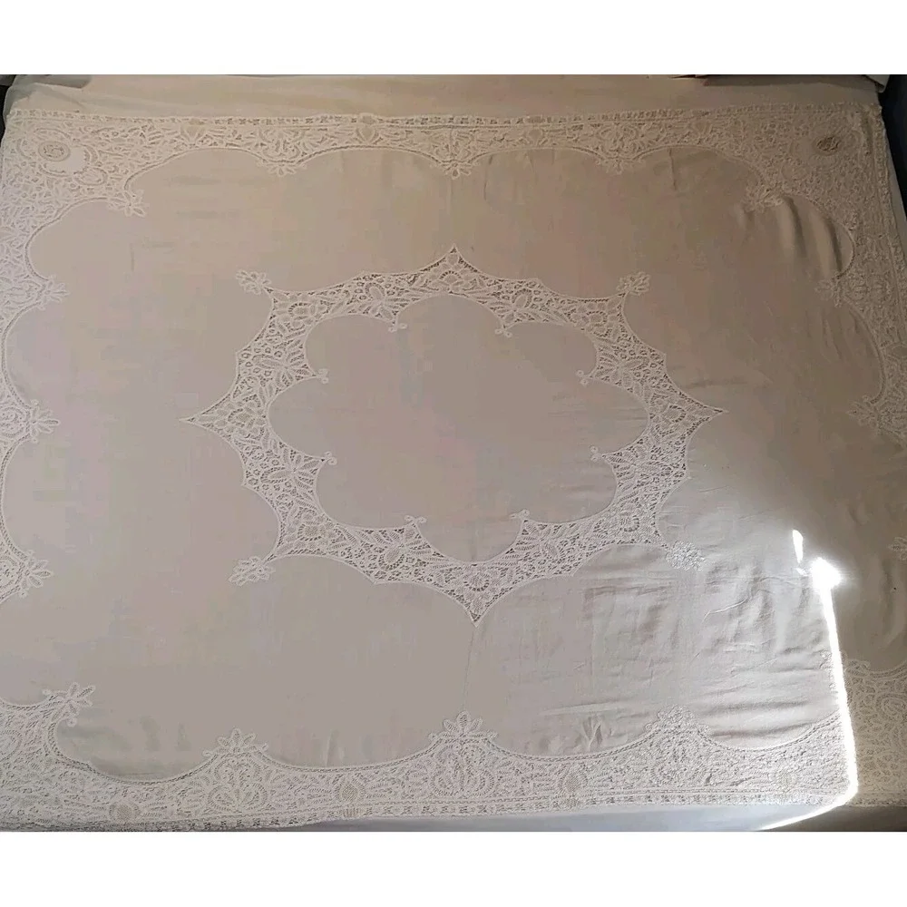 Vintage Irish Battenberg Lace Tablecloth and Six Napkins Set Cotton 56x59 Inches